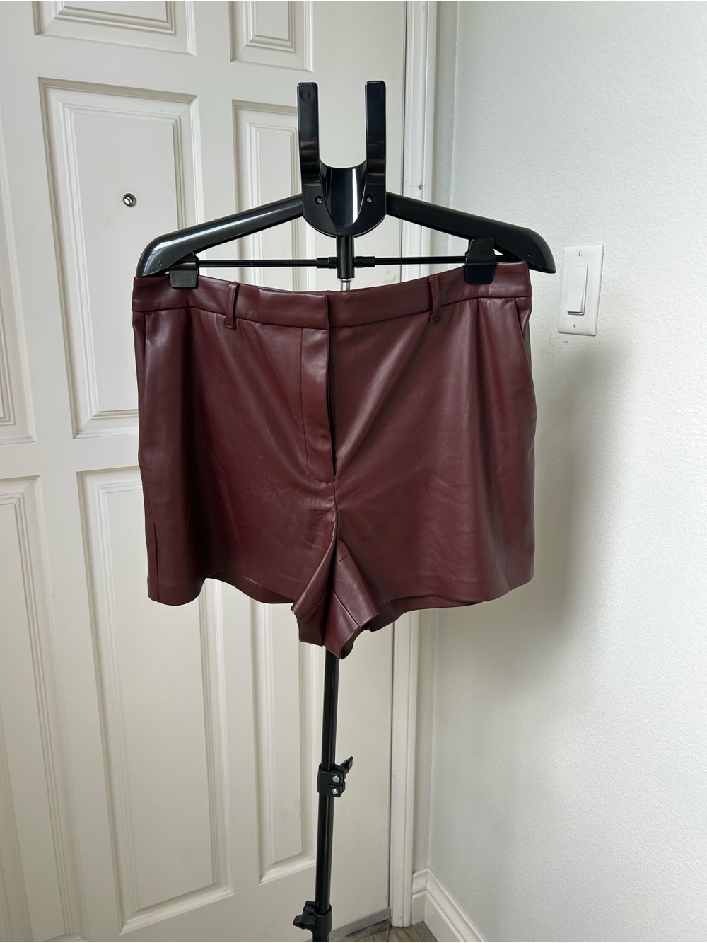 Express Editor Burgundy Faux Leather High Rise Shorts Size 14